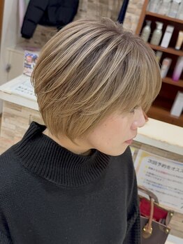 ヘアーアート パーリオ 本店(hair art PALIO)の写真/お洒落を楽しむ明るめグレイカラーや自然な色味まで、技術が自慢の《PALIO》が理想のスタイルを創ります◇