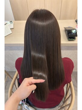 エルレ(Elure) プラチナシルキーカラー