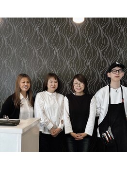 バンビ 坪井店(Bambi)の写真/[ベテランスタッフ在籍◎］大人女性特有のお悩みも相談しやすい♪丁寧にカウンセリングを行いご提案します