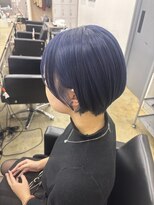 アジールヘア 赤羽駅南口店(agir hair)&nbsp;ネイビーブルー×綺麗めショート　赤羽