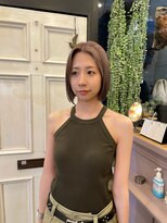 ベラアンドヘア(BELLA&HAIR) ピンクベージュ×ボブスタイル