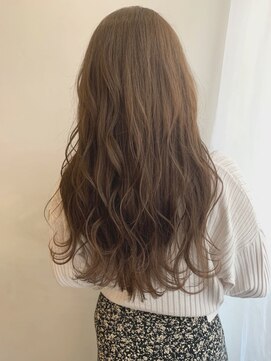 ツイギー 千舟店(TWiGGY) 【透明感ベージュ◎】ふんわり大人ロングヘア