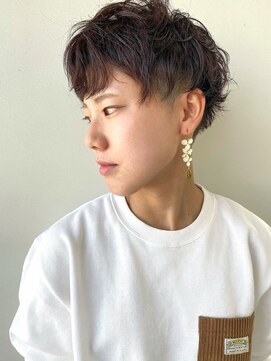 ヨロヘアー(YOLO hair) ☆メンズライクな女子ショート♪刈り上げも良いですよ！