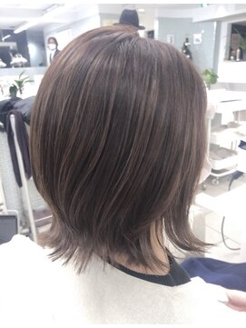 クレアトゥールウチノ(CREATEUR Uchino) レイヤー外ハネボブ