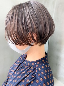 テトヘアー(teto hair) ショートボブ、前下がりショート、グレージュ、アッシュ