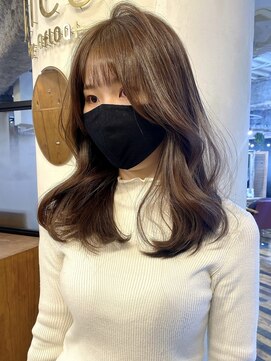 シエルバイアフロート(ciel by afloat) 顔周りと柔らかなレイヤーミディ