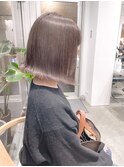 ラベンダーグレージュ/顎下ボブ/暗髪透明感/アンバーアッシュ