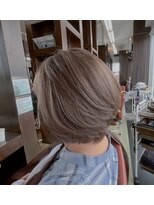シュシュ 宜野湾店(chou chou)&nbsp;30代/40代/50代/白髪ぼかし/ハイライト／グレージュ/ショート