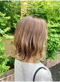 肩下ミディアム外はね