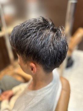 ヘアーモードキクチ 神田日銀通り店 7:3 2ブロショート