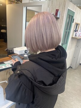 デスト 大宮(DEST) ホワイトカラー/ホワイトピンク/ホワイトベージュ/[大宮駅]