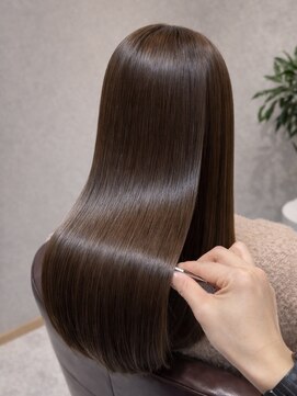 ワタトリ(waTatori) 一度で実感『美髪』新宿/髪質改善/縮毛矯正/艶髪/オージュア