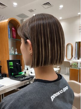 ピークアブー アヴェダ ギンザシックス(PEEK-A-BOO AVEDA GINZASIX) 洗練された大人のデザインカラー