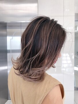 ジゼル(gisele) バレイヤージュ