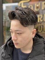 フォーコーナーズ(Four Corners)&nbsp;スキンフェード／バーバー／サイドパート/