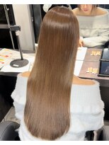 ワン バイ ジエクト(One by The Ect)&nbsp;【レイヤーロング】シルキーベージュ韓国式髪質改善カラー