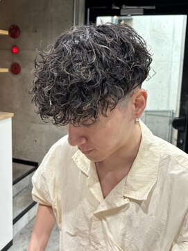 イーラ(era) メッシュスパイラルパーマスペインカール