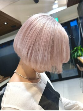 ミドル(MIDDLE) ハイトーンカラー/ミニボブ/ショートカット/夜間/府中