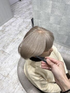 イーズ バイ インス(Yeeee.s by INCE) 白髪ぼかし/脱白髪染め/脱白髪染めハイライト/透明感