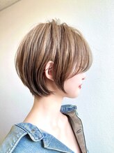 アース 大分セントポルタ店(HAIR&MAKE EARTH) 大人ショート/ショートボブ/レイヤー/ハイトーン/ハイライト