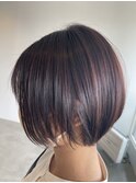 ほんのりピンクブラウン×ショートボブ