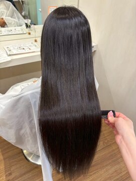 キャパ(CAPA) 髪質改善で叶える暗髪ツヤストレート(茅ヶ崎/20代/韓国ヘア)