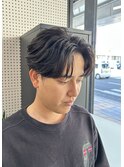 センターパート×毛流れフェザーパーマ