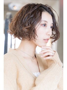 メーヴェ(Mowen) mowenイルミナxセミウェットウェーブxアッシュブラウン