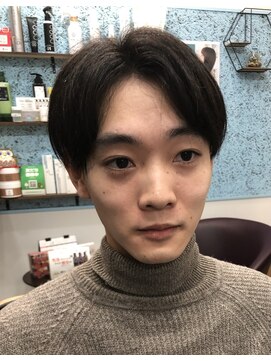 トリガー(TRIGGER) ツーブロック・センターパートヘア