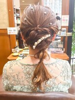 ヘア ショップキャリー&nbsp;編みおろしアレンジ