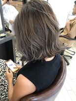 イット(it.)&nbsp;kana フルハイライト ケアブリーチ ミルクティーベージュ