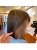 インナーカラー×ぱつんボブ