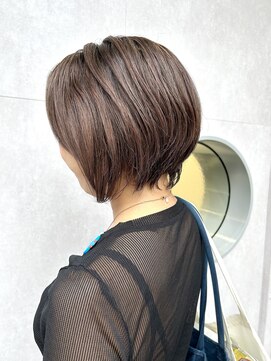 ハグ 横浜(HUG) 暖色系バレイヤージュ