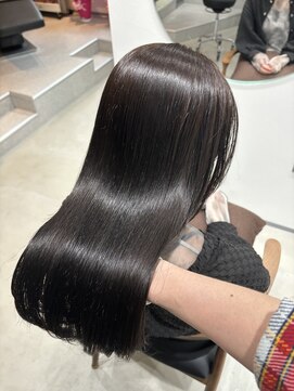 グラフ 立川(Graph.) サブリミック髪質改善トリートメントミディアムレイヤー