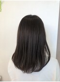 ダークブラウン×サラサラのロングヘアで大人女子デビュー