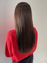 アムアム(amu_amu)&nbsp;透明感抜群外国人風カラー★カット＋イルミナカラー＋うる艶TR