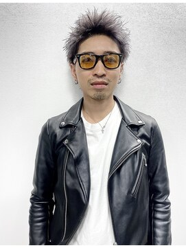 美容室 アクイール グラッセ(Accueillir grace) スパイキーショート×グレージュ