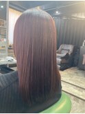 ピンクブラウンの美髪セミロングストレート