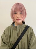 ハイトーン切りっぱなしショートボブミルクティーピンクベージュ