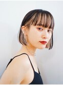 横浜西口大人ショートボブインナーカラー丸みレイヤーくびれ