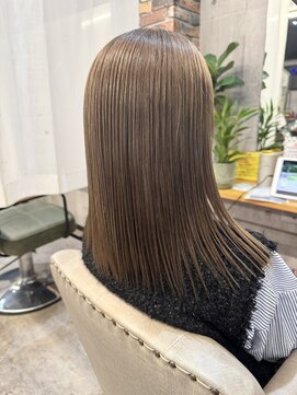 ルーナヘアー(LUNA hair) ダブルカラー ベージュ カラー ブリーチ 酸性ストレート ボブ