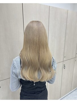 アイズ 横浜(IS) [YASU指名]ブロンドカラー/ホワイトブロンド/横浜