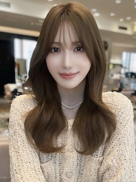 エインアンリー 明治神宮前(AIN.ANLY.) 前髪顔周りレイヤー20代オリーブグレーアッシュベージュ