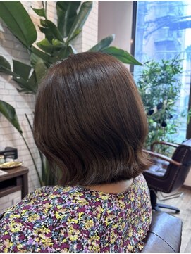 ラシクベル(Lashiku Belle) 切りっぱなしボブ　6/4