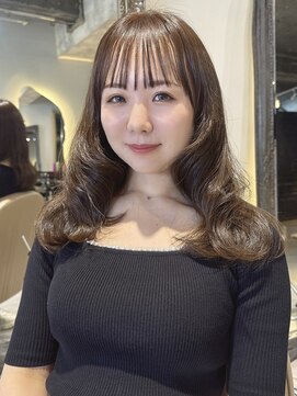 トリア(the tria) KURUMI 赤み消しベージュ♪