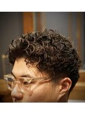 メンズパーマ　刈り上げ　カールパーマ　フェード