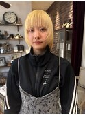 ボブ　ダブルカラー　ブロンド