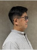 ナチュラル左7:3ヘアー。
