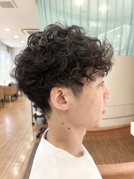 アーブ(hair and make urb) ツーブロ強めパーマ