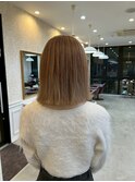 ベージュカラー